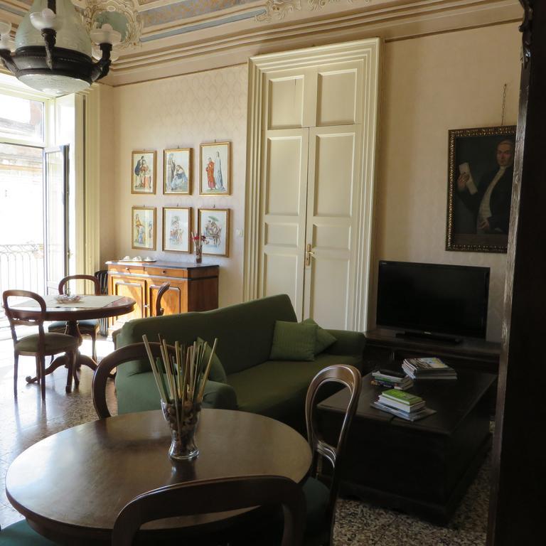 كاتانيا B&B Al Teatro Massimo المظهر الخارجي الصورة